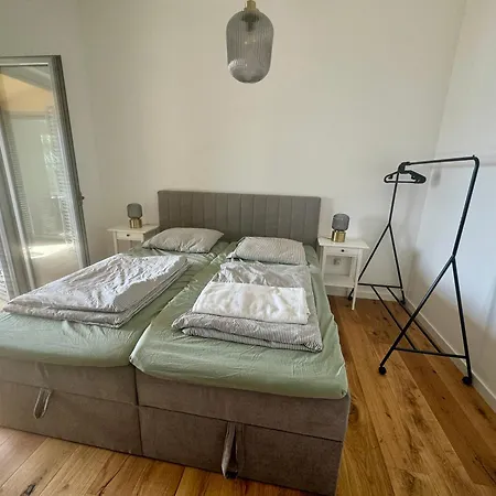 Ninoa Apartment *